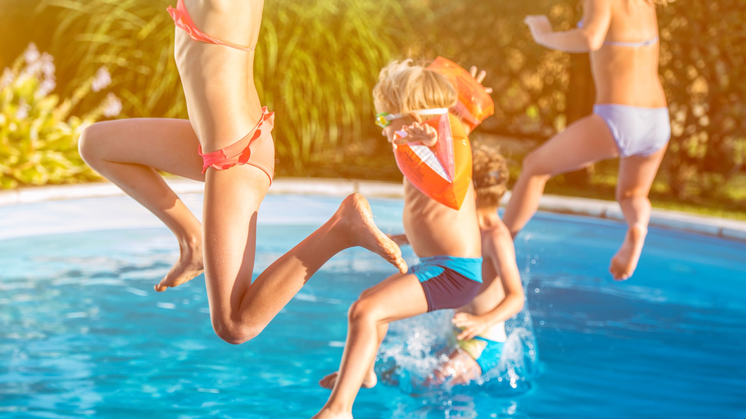 AXA Luxembourg - Piscine et sécurité des enfants : comment éviter l’accident ?