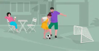 Famille qui joue football