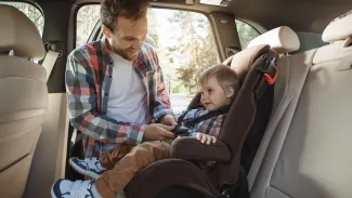 AXA Luxembourg - Siège auto enfant : que dit la loi au Luxembourg ?