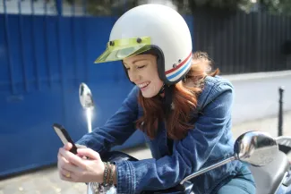 AXA Luxembourg - Moto Femme